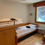 شقة Renovated-spacious Up To 6 People In *