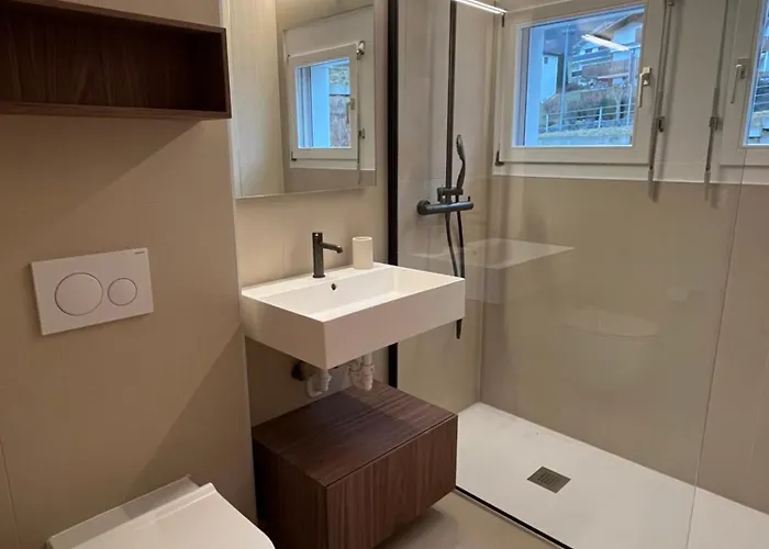 Renovated-spacious Up To 6 People In * Flims