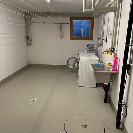 Lägenhet Renovated-spacious Up To 6 People In *
